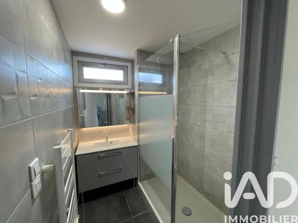 Location appartement 3 pièces 76 m² Planfoy