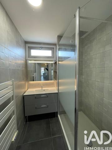 Location appartement 3 pièces 76 m² Planfoy