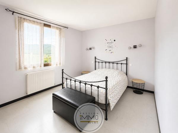 Appartement 3 pièce(s) 2 chambre(s) 80 m²
