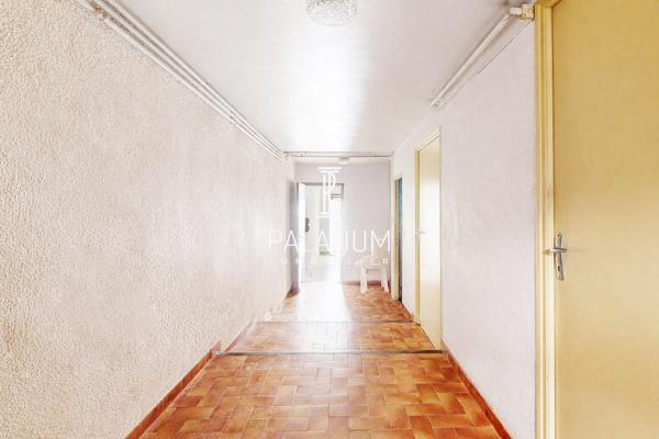 Cave : 4,15 m² – Rez-de-chaussée – Centre Manosque – Petit prix.