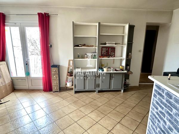 Maison Individuelle avec terrain et dependances
