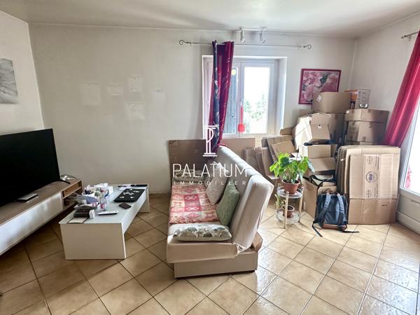 Maison Individuelle avec terrain et dependances