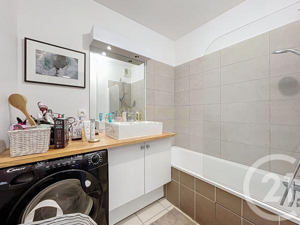 Appartement T3 à vendre  3 pièces - 59,35 m2 BOURGOIN JALLIEU - 38