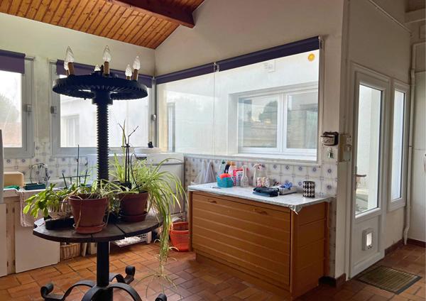 Maison familiale à vendre à Beauvoir-sur-Mer - Beaux volumes et nombreuses dépendances