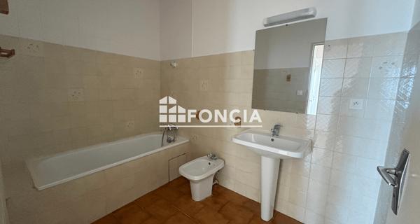 Location Appartement 3 pièces 67.01 m² - Carpentras 84200