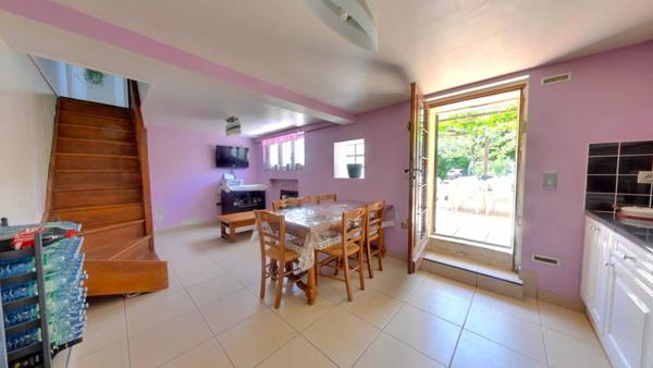 Maison Roissy En Brie 9 pièce(s) 150.5 m2