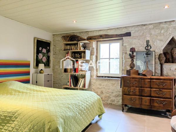 Propriété T6, plain pied 185m² env.