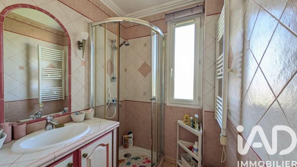 Appartement à vendre 4 pièces 65,95 m² Gignac-la-Nerthe