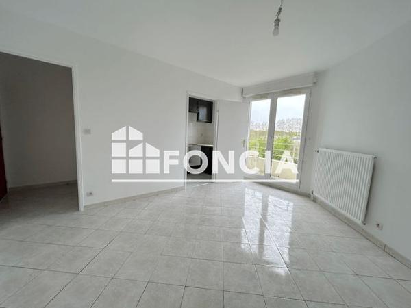 Location Appartement 2 pièces 40 m² - 1 RUE JEHAN SCARRON Lognes 77185