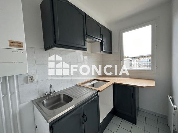 Location Appartement 2 pièces 40 m² - 1 RUE JEHAN SCARRON Lognes 77185