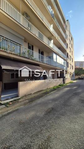 T2 MEUBLÉ, RÉNOVÉ, CLIMATISÉ, PRÈS DU CENTRE VILLE