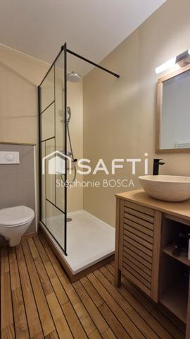 T2 MEUBLÉ, RÉNOVÉ, CLIMATISÉ, PRÈS DU CENTRE VILLE