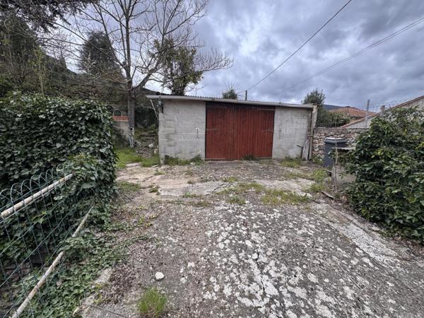 Vente Terrain 932 m2 à Lodève