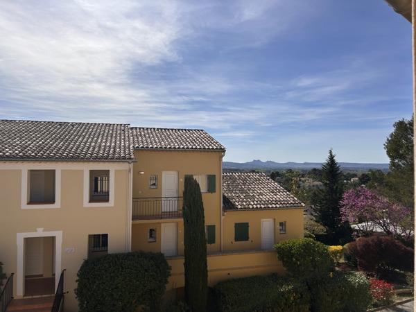 Appartement de charme au golf de  Mallemort en provence