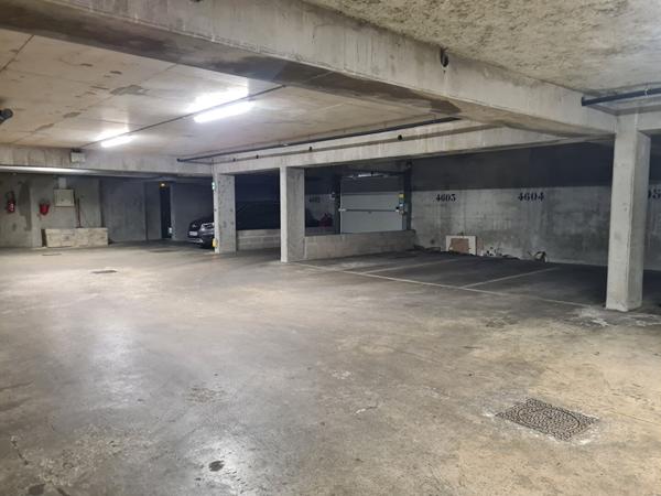 Parking / box Villeneuve La Garenne