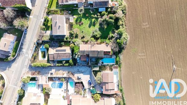 Immeuble à vendre 296 m² Rodilhan