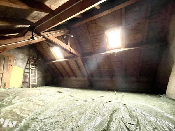 CHARMANTE MAISON DE BOURG  TERMES 48