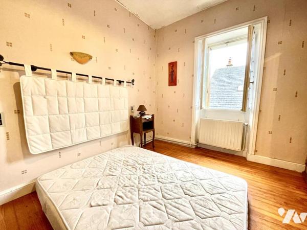 CHARMANTE MAISON DE BOURG  TERMES 48