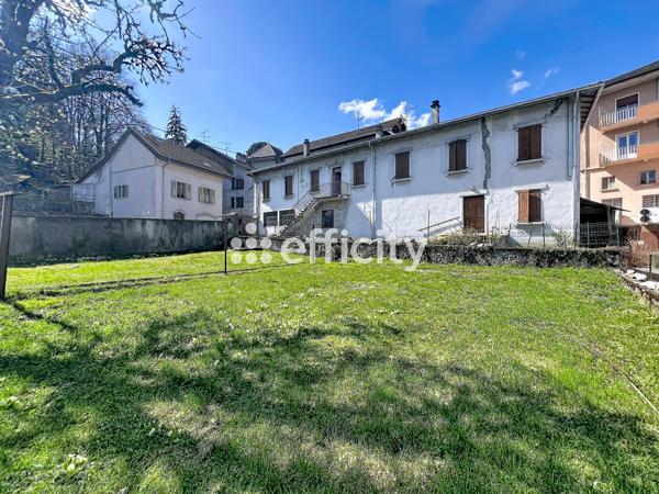 Maison 7 pièces - 480 m² Exclusivité