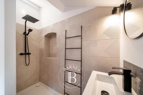 Saint-Raphaël, Villa 6 Chambres -  280 m² à vendre