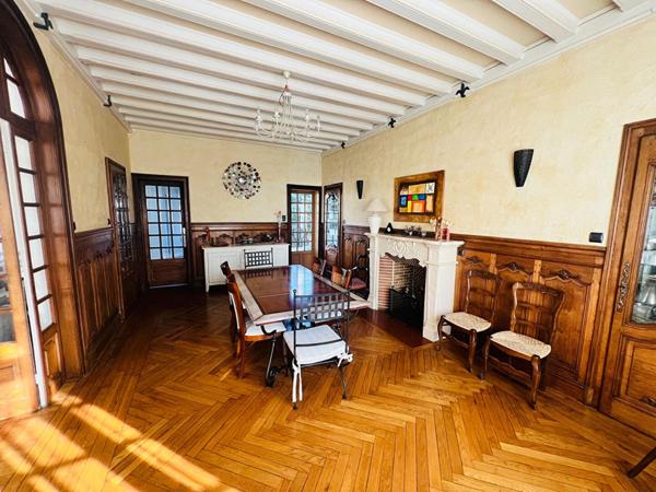 Maison de caractère Vitré Centre-Ville 257m²