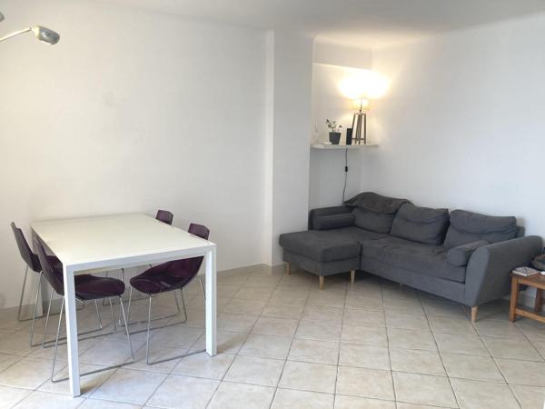 Appartement en plein centre ville entre Antibes et Juan-Les-Pins