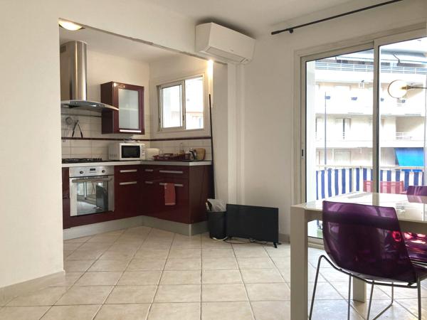 Appartement en plein centre ville entre Antibes et Juan-Les-Pins