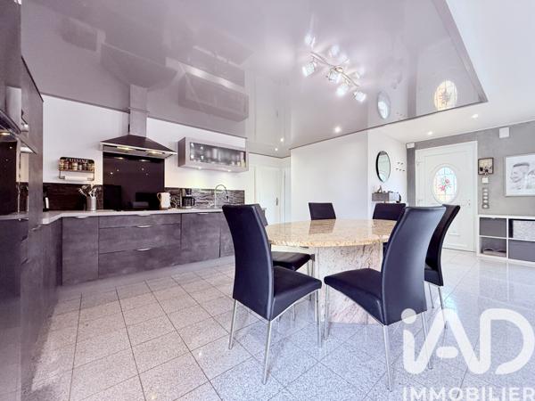 Maison à vendre 4 pièces 131 m² Réhon