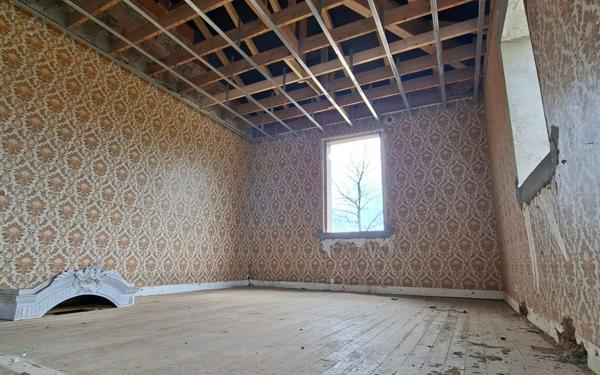 Maison à vendre    5 pièces •  Bressols