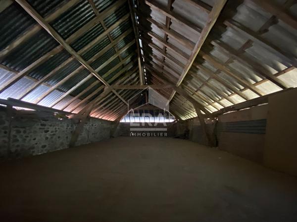 Maison coeur de village avec superbes dépendances