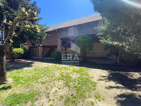 Maison coeur de village avec superbes dépendances