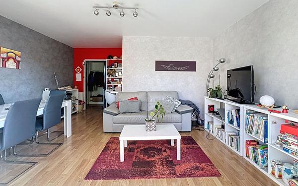 Appartement à vendre    3 pièces • 65 m2 Pau