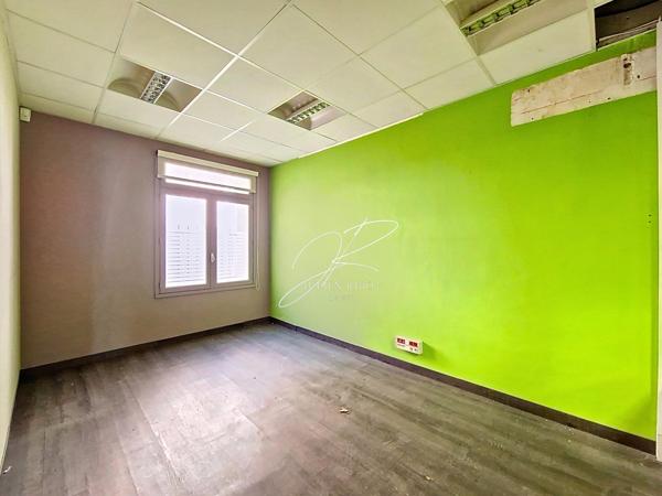 Immeuble 200 m² + 100 m² de combles