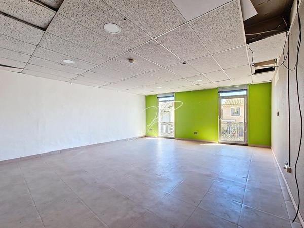 Immeuble 200 m² + 100 m² de combles