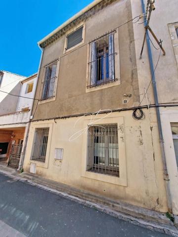 Immeuble 200 m² + 100 m² de combles