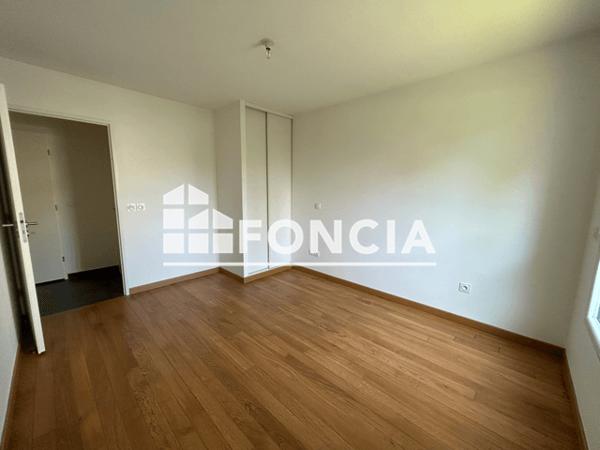 Location Appartement 3 pièces 78.36 m² - 12-14-16 RUE LOUIS ARAGON Grenoble 38100