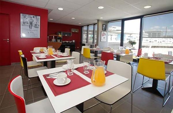 INVESTISSEMENT LOCATIF – RUEIL MALMAISON – Résidence Odalys Campus Paris Rueil - 5.58% de rentabilité