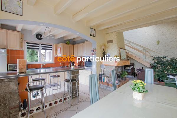 Vente
                Maison191 m² - 5 Pièces -
                    SAINT CERGUES (74140)