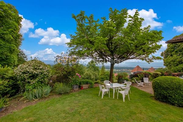Vente
                Maison191 m² - 5 Pièces -
                    SAINT CERGUES (74140)