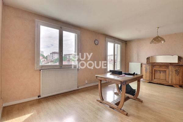 Appartement T3 avec balcon - Entre les métros Jean Jaurès et Debourg