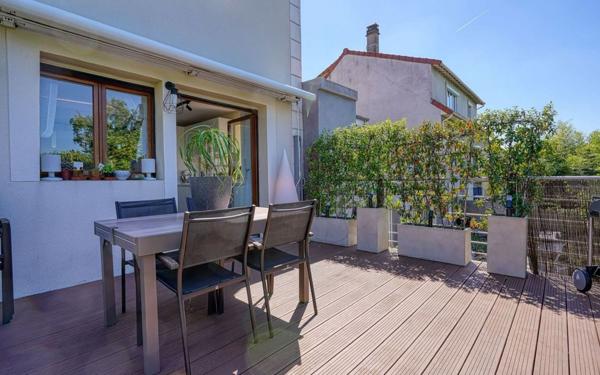 Maison à vendre    5 pièces • 148 m2 Cachan
