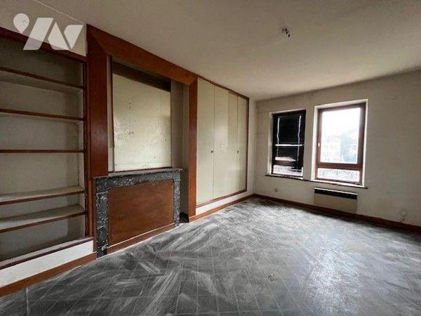 Appartement de type 2 à rénover, Chambéry centre.

Appartement situé en centre-ville de Chamb...