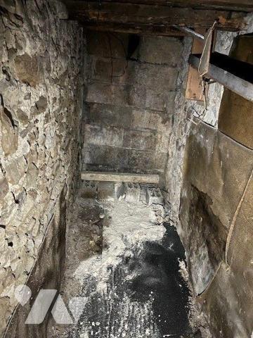 Appartement de type 2 à rénover, Chambéry centre.

Appartement situé en centre-ville de Chamb...