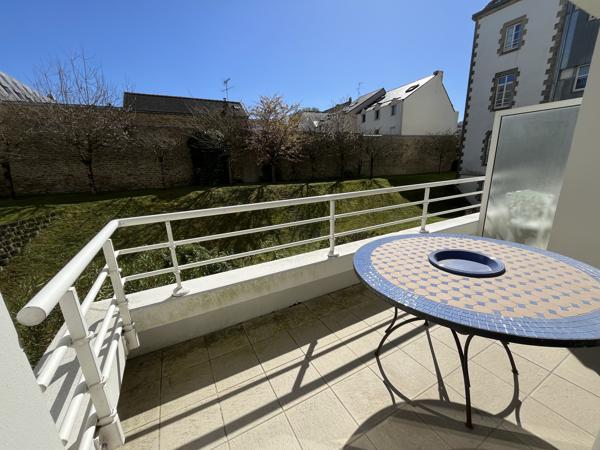Appartement de standing avec terrasse, garage et cave – Centre-ville de Vannes