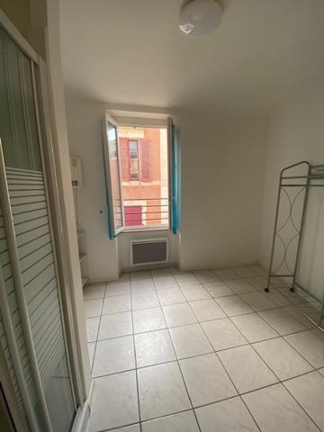 Circulade Bram - Maison de 37.4m² louée 450 € Bram (11150)