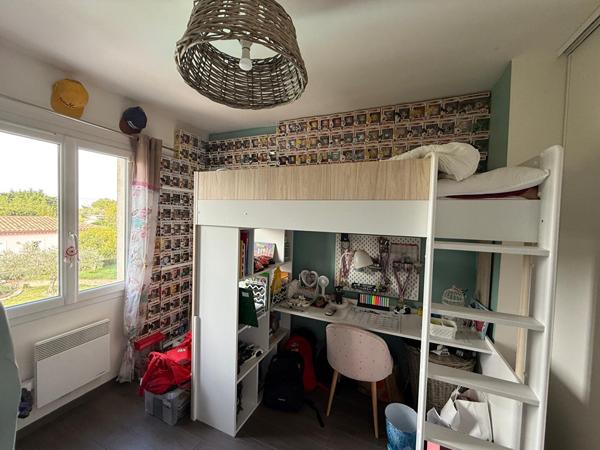 Maison récente 4 pièces à Jonquerettes