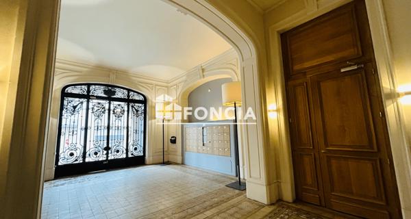 À vendre Appartement 3 pièces 69 m² - Saint-étienne 42000