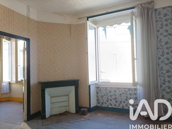 Immeuble à vendre 318 m² La Courtine
