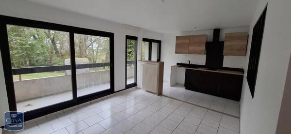 Appartement à louer 2 pièces 41.73m² Le Coudray-Montceaux (91830)