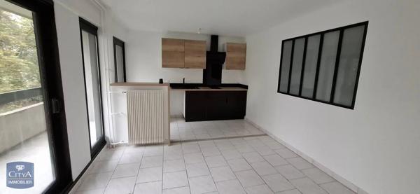 Appartement à louer 2 pièces 41.73m² Le Coudray-Montceaux (91830)